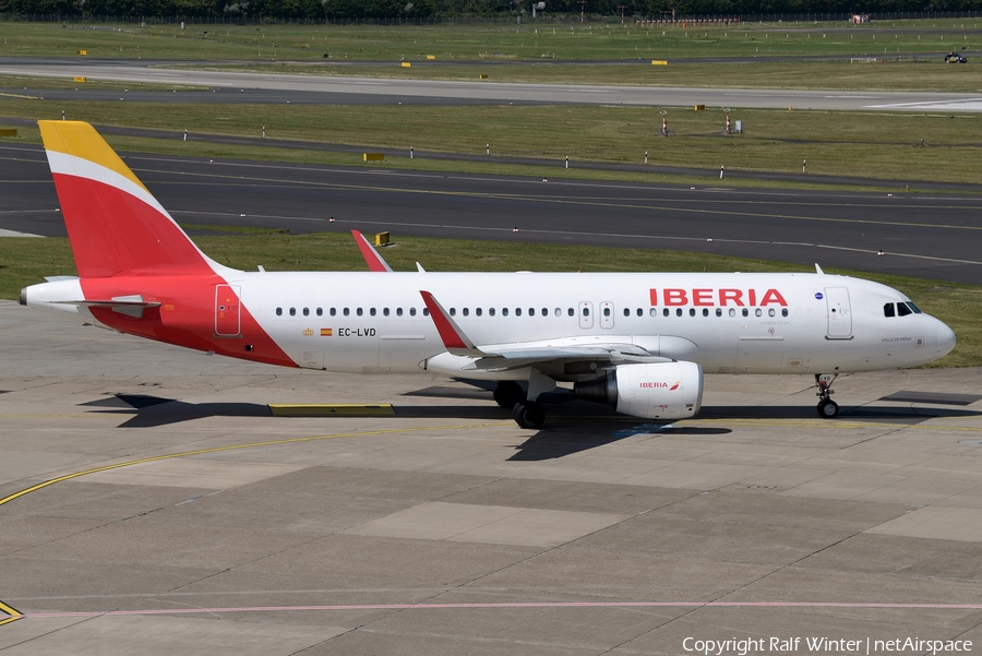 Iberia Airbus A320-216 (EC-LVD) | Photo 306230