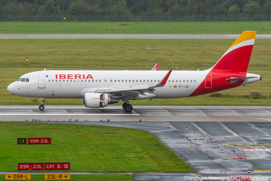 Iberia Airbus A320-216 (EC-LVD) | Photo 474509