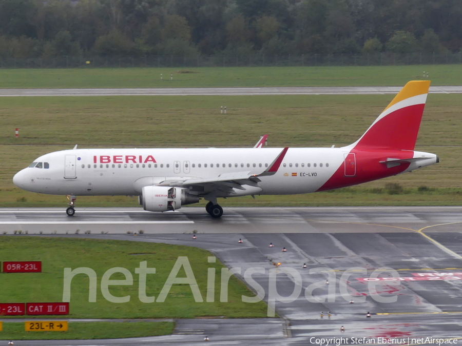 Iberia Airbus A320-216 (EC-LVD) | Photo 474715