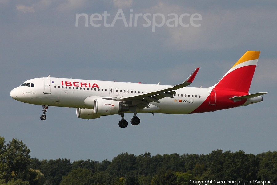 Iberia Airbus A320-216 (EC-LVD) | Photo 123182
