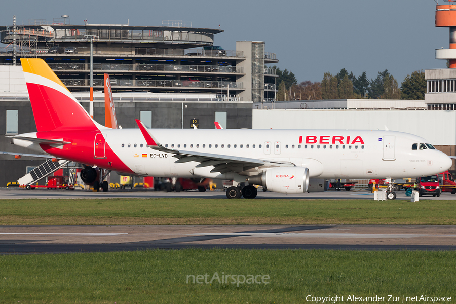 Iberia Airbus A320-216 (EC-LVD) | Photo 193809