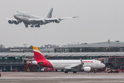 Iberia Airbus A320-216 (EC-LVD) at  Hamburg - Fuhlsbuettel (Helmut Schmidt), Germany