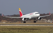 Iberia Airbus A320-216 (EC-LVD) at  Hamburg - Fuhlsbuettel (Helmut Schmidt), Germany