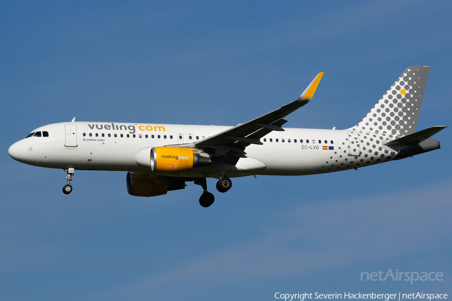 Vueling Airbus A320-214 (EC-LVO) | Photo 237749