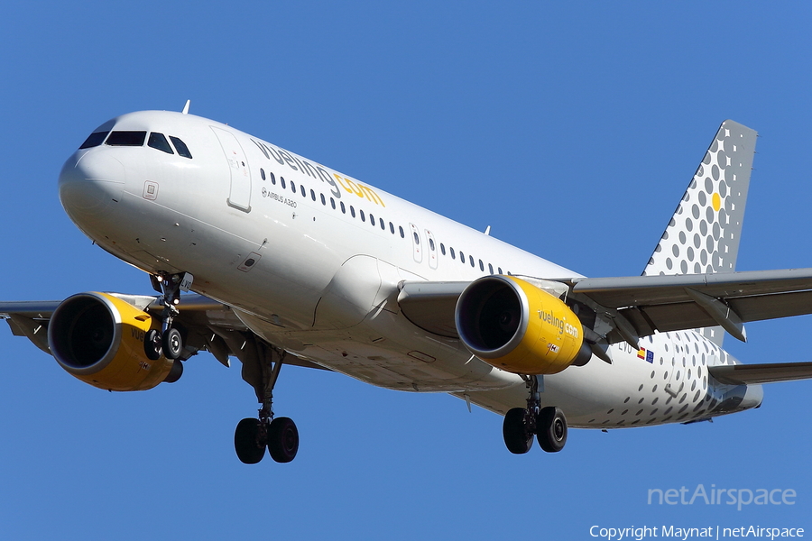 Vueling Airbus A320-214 (EC-LVO) | Photo 135818