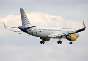 Vueling Airbus A320-214 (EC-LVO) at  London - Heathrow, United Kingdom