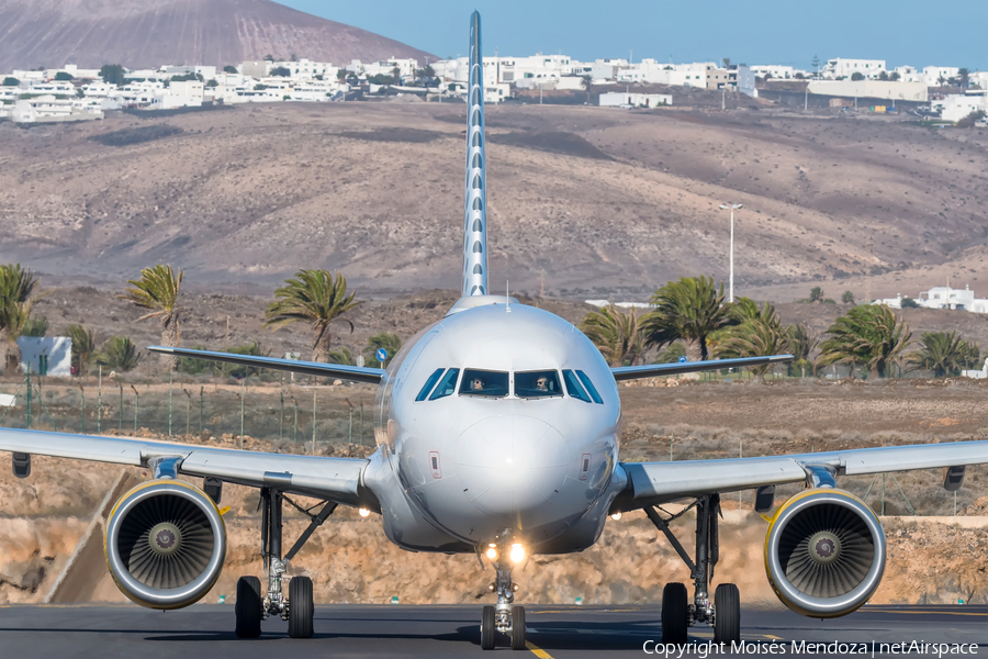 Vueling Airbus A320-214 (EC-LVP) | Photo 218434