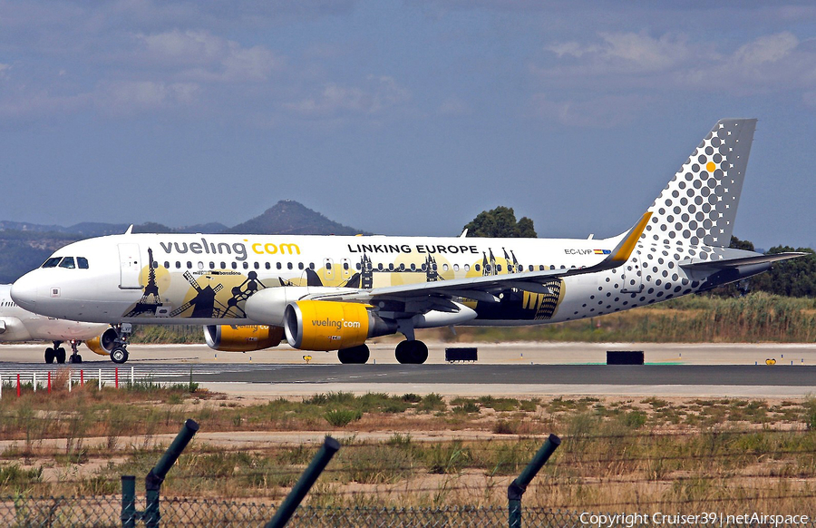 Vueling Airbus A320-214 (EC-LVP) | Photo 75176