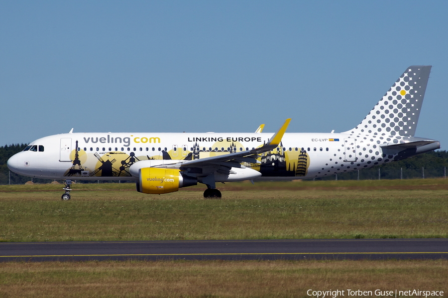 Vueling Airbus A320-214 (EC-LVP) | Photo 30103