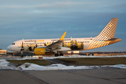 Vueling Airbus A320-214 (EC-LVP) at  Munich, Germany