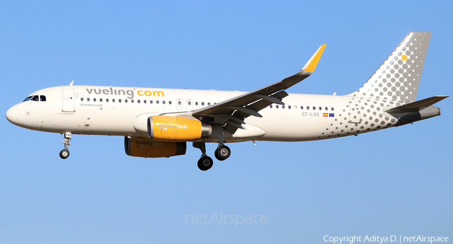 Vueling Airbus A320-232 (EC-LVS) | Photo 363496