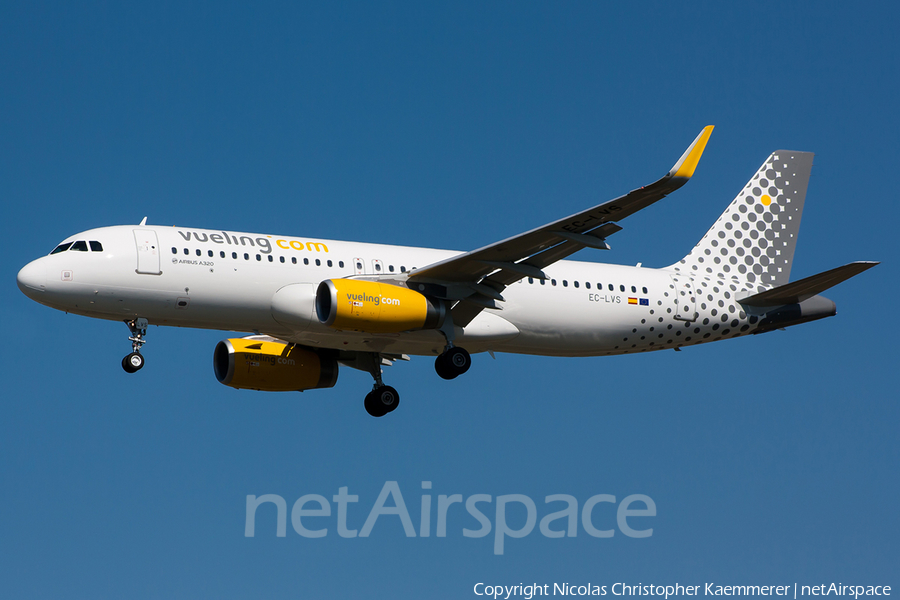 Vueling Airbus A320-232 (EC-LVS) | Photo 121550
