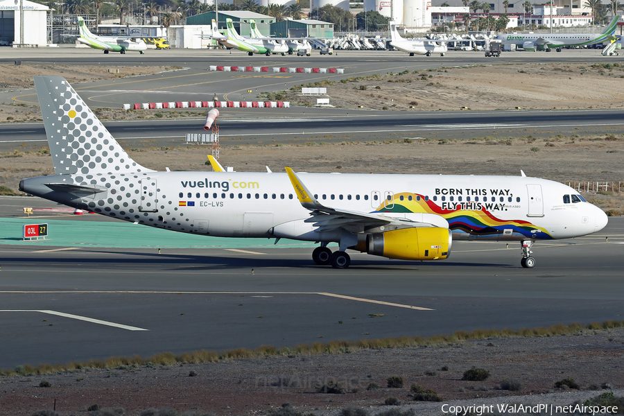 Vueling Airbus A320-232 (EC-LVS) | Photo 668011