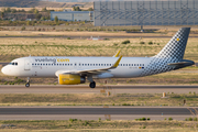 Vueling Airbus A320-232 (EC-LVS) at  Madrid - Barajas, Spain