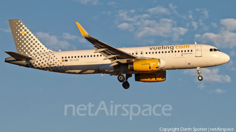 Vueling Airbus A320-232 (EC-LVS) | Photo 372734