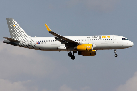 Vueling Airbus A320-232 (EC-LVS) at  Palma De Mallorca - Son San Juan, Spain