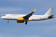 Vueling Airbus A320-232 (EC-LVT) at  Rome - Fiumicino (Leonardo DaVinci), Italy