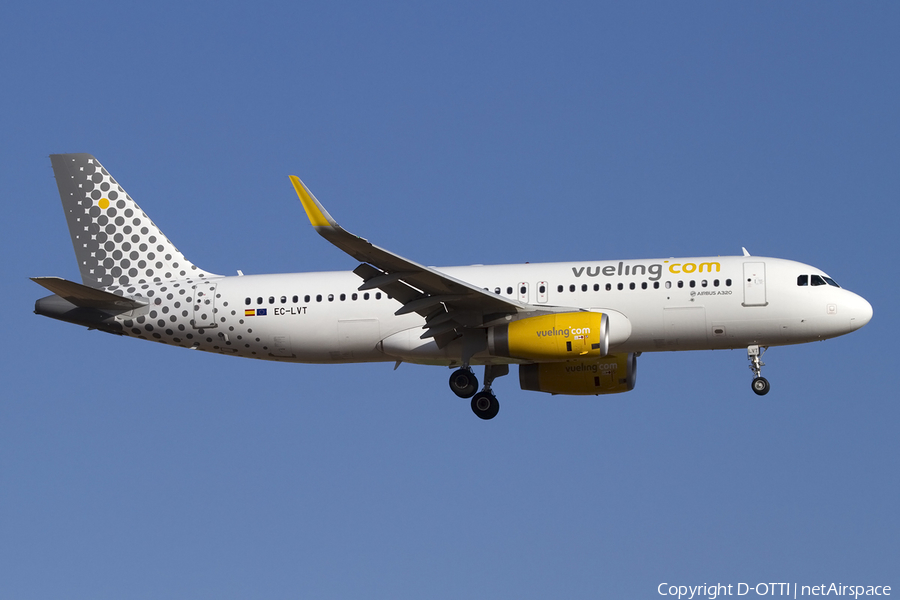 Vueling Airbus A320-232 (EC-LVT) | Photo 414264