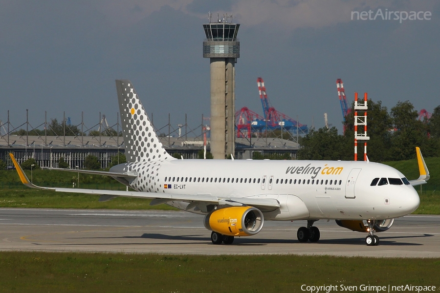 Vueling Airbus A320-232 (EC-LVT) | Photo 26869