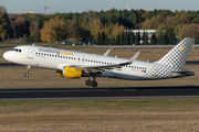 Vueling Airbus A320-214 (EC-LVU) at  Berlin - Tegel, Germany