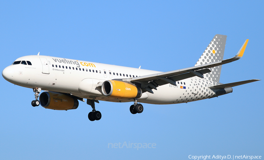 Vueling Airbus A320-232 (EC-LVV) | Photo 363506
