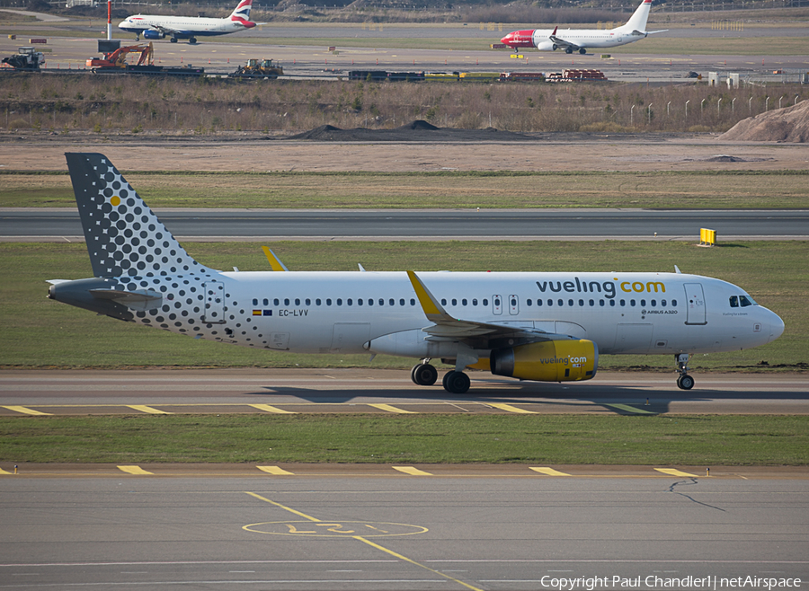 Vueling Airbus A320-232 (EC-LVV) | Photo 106844