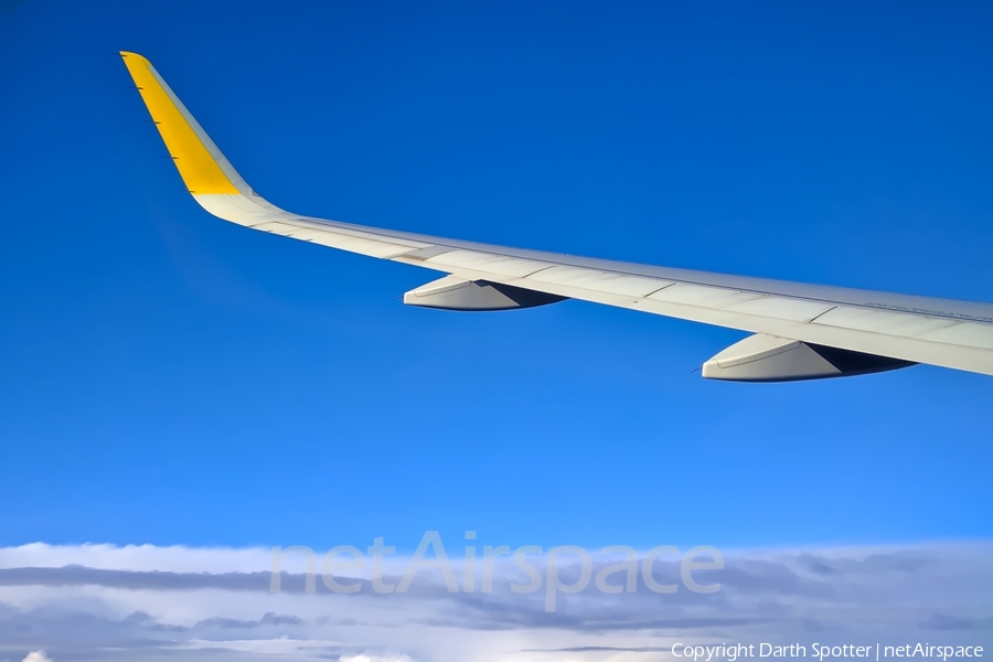 Vueling Airbus A320-232 (EC-LVV) | Photo 239801