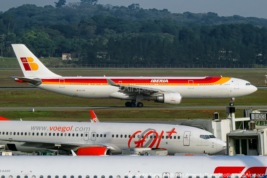 Iberia Airbus A330-302 (EC-LXK) | Photo 364670