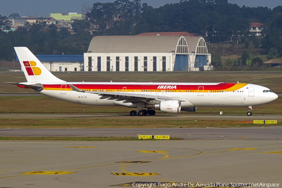 Iberia Airbus A330-302 (EC-LXK) | Photo 660945