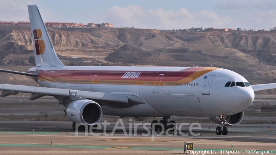 Iberia Airbus A330-302 (EC-LXK) | Photo 215177