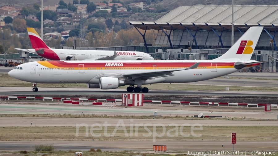 Iberia Airbus A330-302 (EC-LXK) | Photo 233482