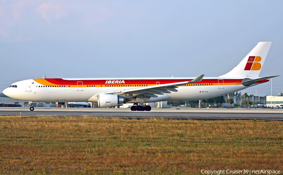 Iberia Airbus A330-302 (EC-LXK) | Photo 106527