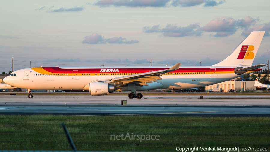 Iberia Airbus A330-302 (EC-LXK) | Photo 132511