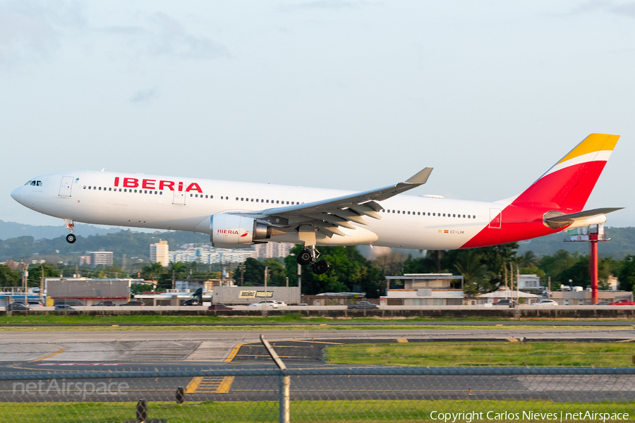 Iberia Airbus A330-302 (EC-LXK) | Photo 631285