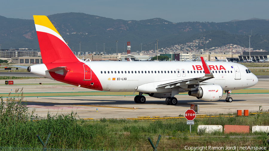 Iberia Airbus A320-216 (EC-LXQ) | Photo 344171