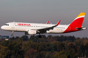 Iberia Airbus A320-216 (EC-LXQ) at  Hamburg - Fuhlsbuettel (Helmut Schmidt), Germany