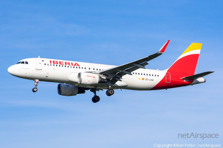 Iberia Airbus A320-216 (EC-LXQ) | Photo 411947