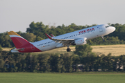 Iberia Airbus A320-216 (EC-LXQ) at  Vienna - Schwechat, Austria