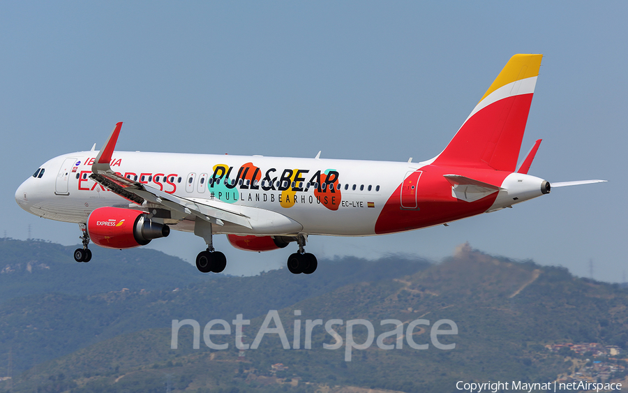 Iberia Express Airbus A320-216 (EC-LYE) | Photo 201223