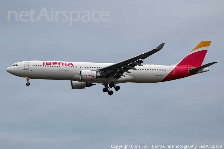 Iberia Airbus A330-302 (EC-LYF) | Photo 485940
