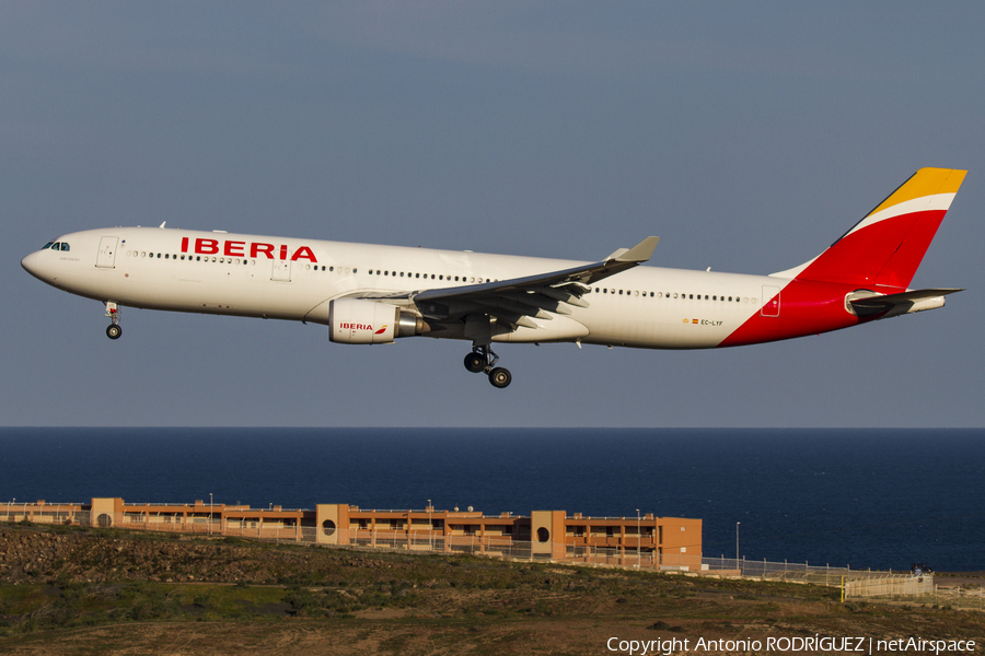 Iberia Airbus A330-302 (EC-LYF) | Photo 145916