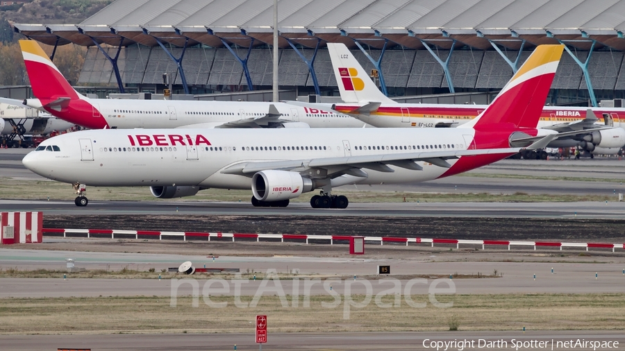 Iberia Airbus A330-302 (EC-LYF) | Photo 233488