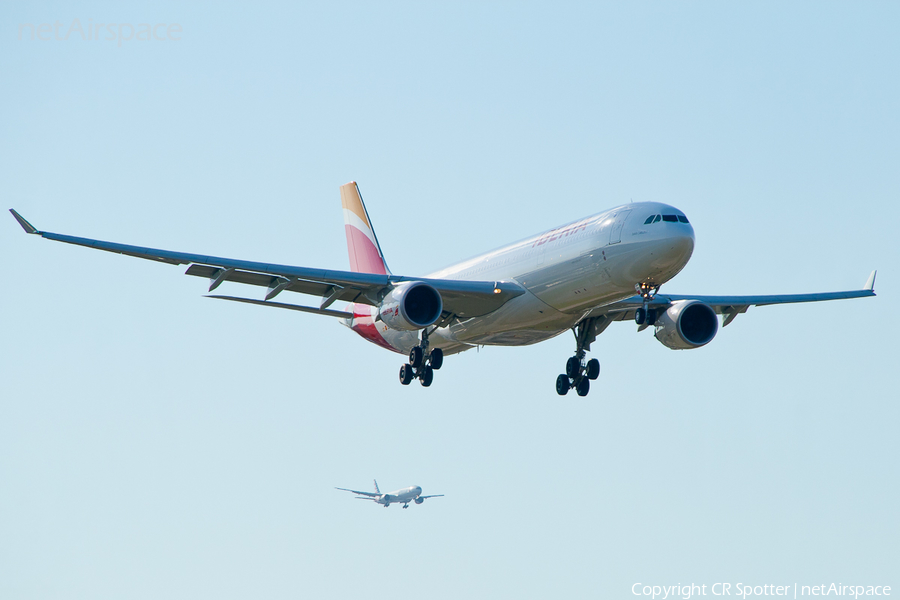 Iberia Airbus A330-302 (EC-LYF) | Photo 79589