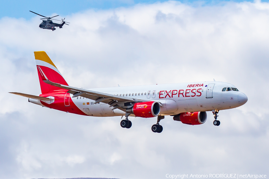 Iberia Express Airbus A320-216 (EC-LYM) | Photo 480594
