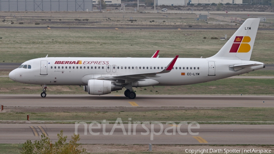 Iberia Express Airbus A320-216 (EC-LYM) | Photo 233489
