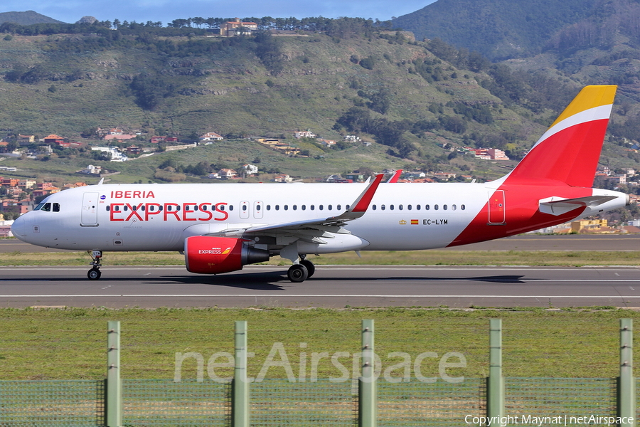 Iberia Express Airbus A320-216 (EC-LYM) | Photo 164044