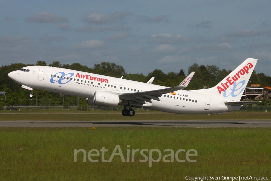 Air Europa Boeing 737-85P (EC-LYR) | Photo 77030