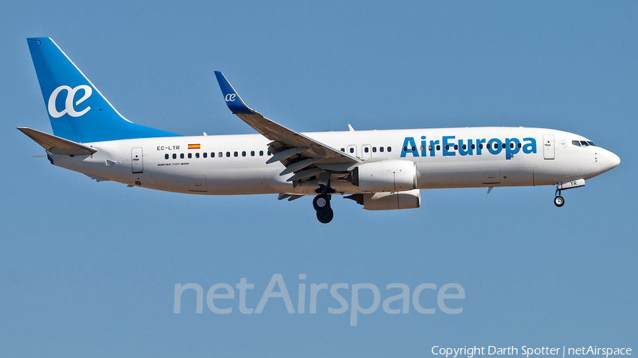 Air Europa Boeing 737-85P (EC-LYR) | Photo 372737
