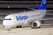Air Europa Boeing 737-85P (EC-LYR) at  Tenerife Sur - Reina Sofia, Spain