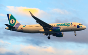 Evelop Airlines Airbus A320-214 (EC-LZD) at  Gran Canaria, Spain